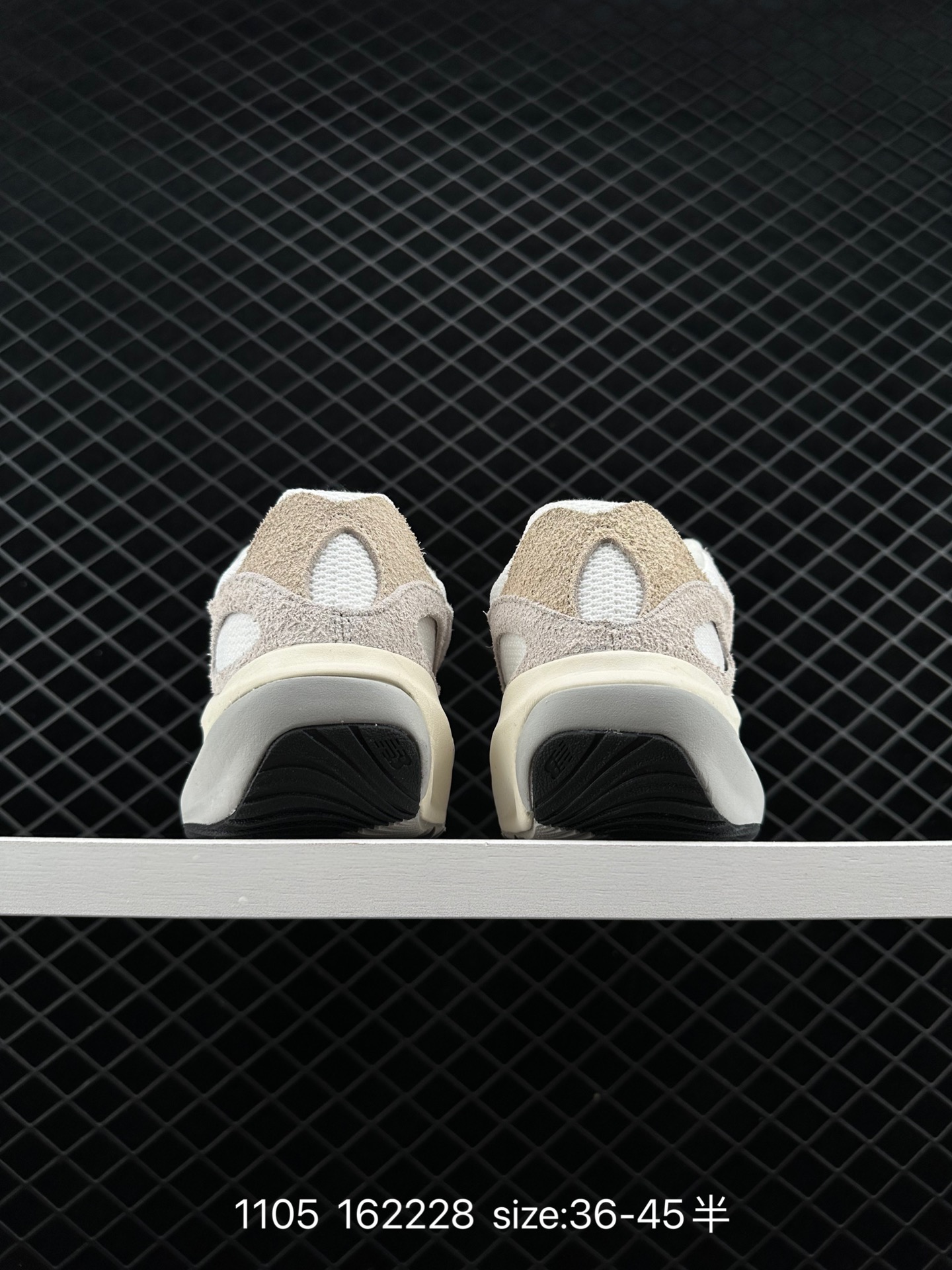 New Balance Warped Runner